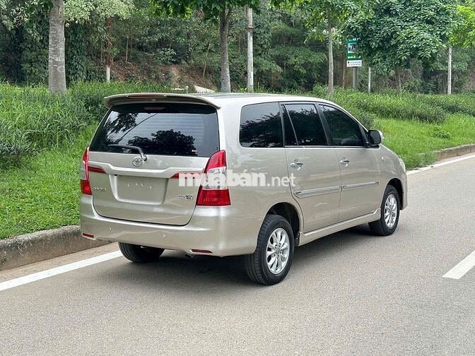 Bán Toyota innova 2014 bản đủ E xịn phom mới