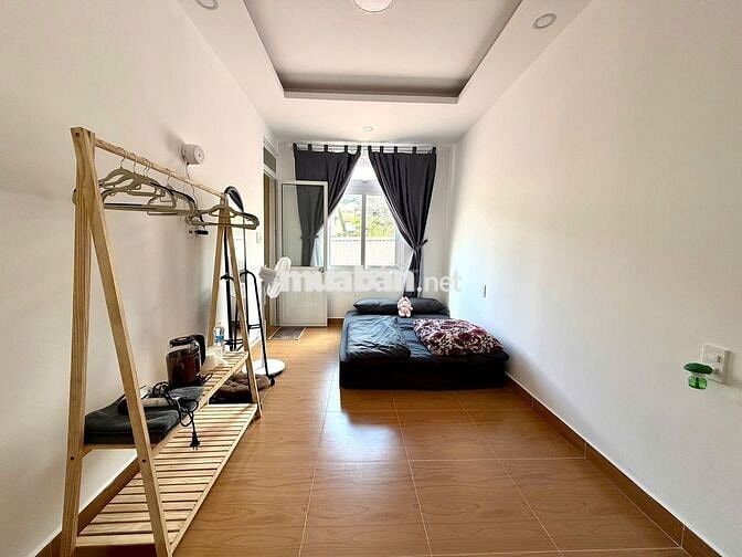 CHO THUÊ NHÀ NGUYÊN CĂN 1 TRỆT 3 LẦU ĐƯỜNG HÙNG VƯƠNG FULL NỘI THẤT
