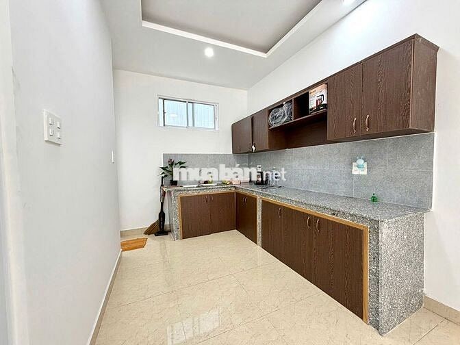 CHO THUÊ NHÀ NGUYÊN CĂN 1 TRỆT 3 LẦU ĐƯỜNG HÙNG VƯƠNG FULL NỘI THẤT