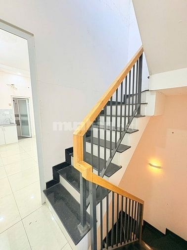 GIẢM  350 TRIỆU GẤP BÁN ĐI ĐỊNH CƯ - CHDV NI SƯ HUỲNH LIÊN TÂN BÌNH 