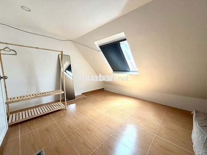 CHO THUÊ NHÀ NGUYÊN CĂN 1 TRỆT 3 LẦU ĐƯỜNG HÙNG VƯƠNG FULL NỘI THẤT