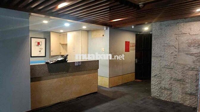 Cho thuê mặt bằng rộng trung tâm q1