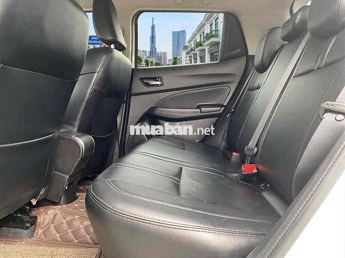 Suzuki Swift GLX 2019 Trắng 70.000 km