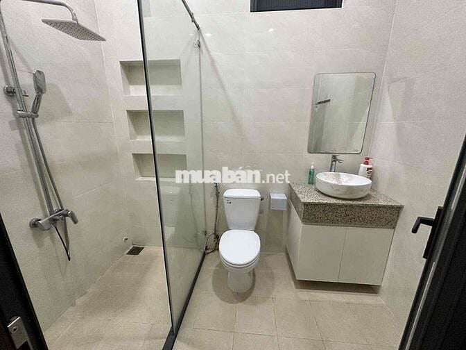 NHÀ BIỆT THỰ 1000m tt hoc mon gần thcs nguyễn thị minh khai