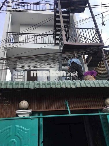 Chính chủ cho thuê phòng trung tâm quận 10 lầu 2 có máy lạnh ban công