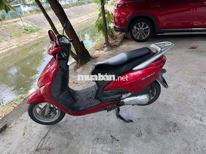 Honda Lead màu Đỏ