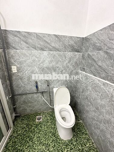Phòng 35m2 tách 2 ngăn riêng biệt