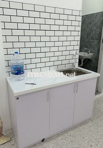 Phòng 35m2 tách 2 ngăn riêng biệt