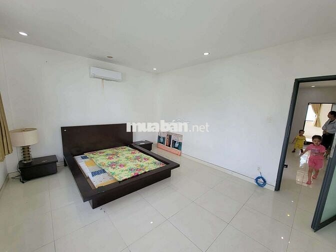 Cho thuê nhà hẻm xe hơi 803 HTP Q7