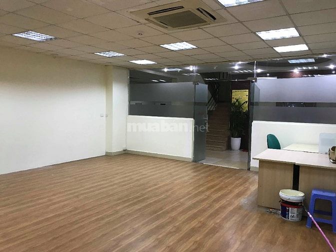36m2 VP tại số 18/11 Thái Hà. Giá 10 triệu. Chủ nhà trực tiếp quản lý 