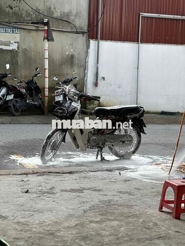 Honda Dream 2009 Trắng Đen 68000 km
