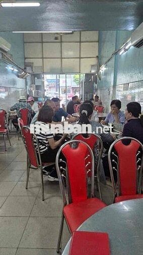 tuyển nhân viên phục vụ ( có bao ăn ở )