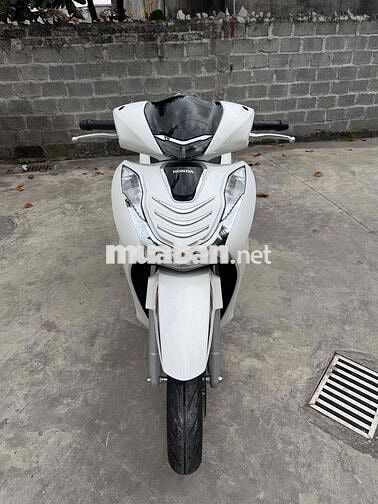 Honda SH 125 CBS 2024 Trắng 9000km