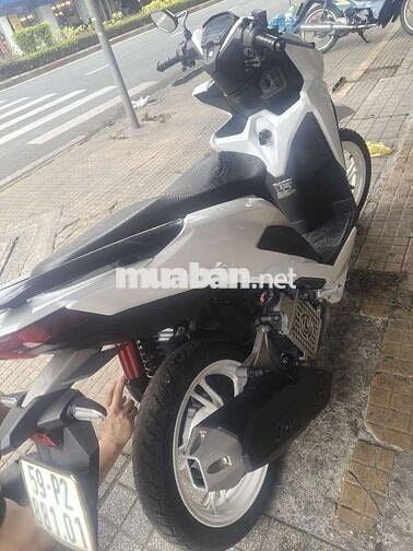 Honda Vario màu Trắng150