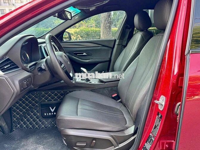 VinFast Lux A 2.0 2022 Đỏ 67000 km