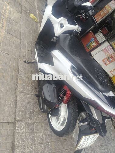 Honda Vario màu Trắng150