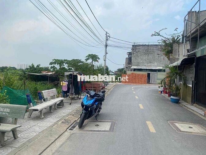 Đất - Tỉnh Lộ 10 - Hẻm 8m - Sổ Hồng Riêng - K Lộ Giới - 3tỷ