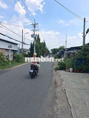 đất Chính chủ 5X26 thổ 117m, DT 130m, Tân thông hội,  gần ủy ban Xã 