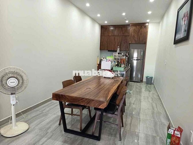 Cho thuê 3PN 200m2 đẹp Goldsea Vũng Tàu