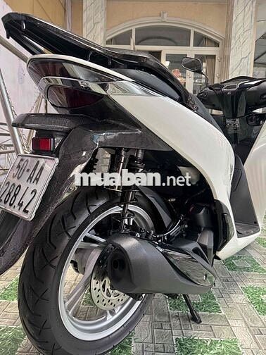 Honda SH 160i ABS 2025 Trắng Đen 6600 km