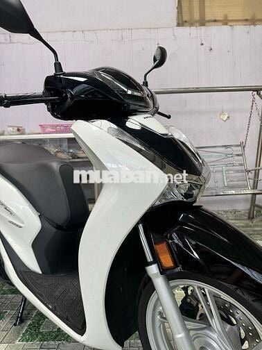 Honda SH 160i ABS 2025 Trắng Đen 6600 km