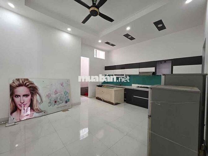 CHO THUÊ NHÀ 1 TRỆT 3 LẦU MẶT TIỀN NGÔ ĐỨC KẾ
