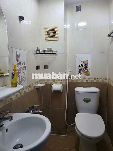 Cho thuê nhà Trần Quang Diệu, Quận 3 4x16m 5pm full nội thất- 30 tr