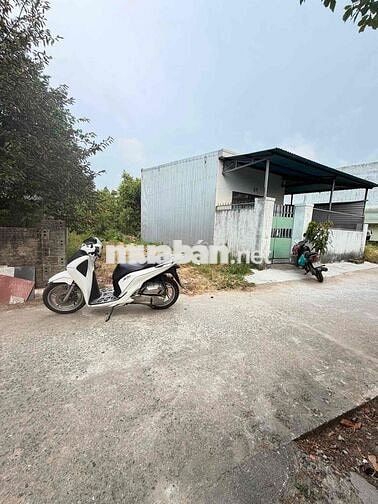 Đất kiệt Trần Hưng Đạo Điện Ngọc