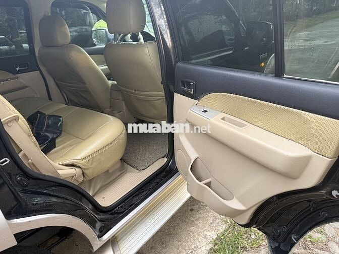Ford Everest 2009 Dầu Số sàn 263889 km Đen