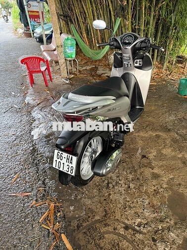 Honda SH Mode 2022 Bạc 9.000 km