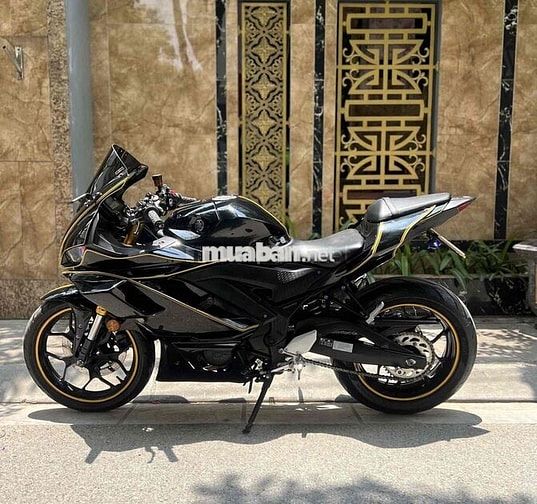Yamaha R3 2024 Đen 5.000 km độ full đẹp R1 bô xịn