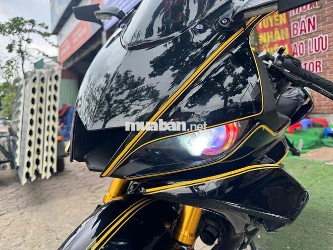 Yamaha R3 2024 Đen 5.000 km độ full đẹp R1 bô xịn