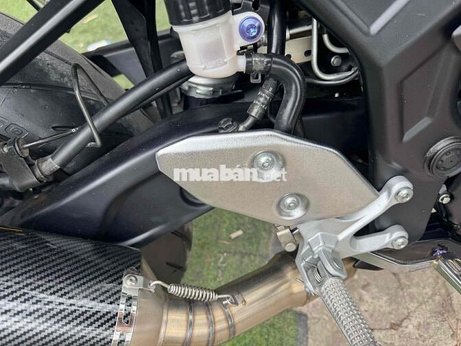 Yamaha R3 2024 Đen 5.000 km độ full đẹp R1 bô xịn