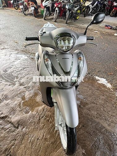 Honda SH Mode 2022 Bạc 9.000 km