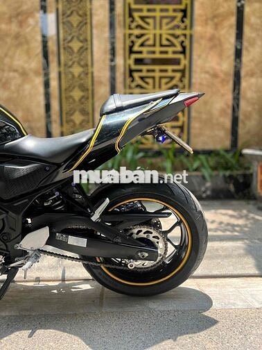 Yamaha R3 2024 Đen 5.000 km độ full đẹp R1 bô xịn