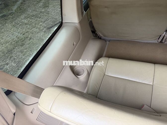 Ford Everest 2009 Dầu Số sàn 263889 km Đen