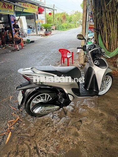 Honda SH Mode 2022 Bạc 9.000 km