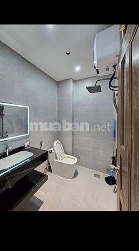 Chủ cần bán nhà ở Quận 1 - 56m^2 - 3PN giá chào bán 4,17tỷ
