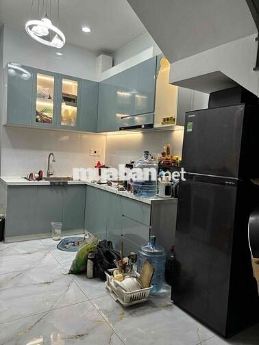Phòng cho thuê có ban công Hậu Giang - Phan Văn Khoẻ Phường Bình Tây
