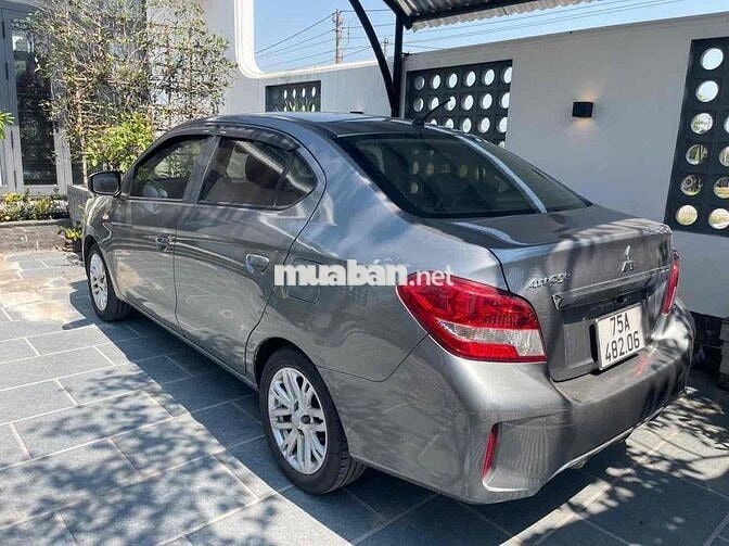 Mitsubishi Attrage 2020 Số sàn Xám