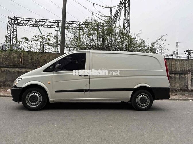 Mercedes-Benz Vito Trắng 2013 3 chỗ