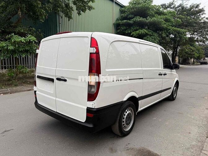 Mercedes-Benz Vito Trắng 2013 3 chỗ
