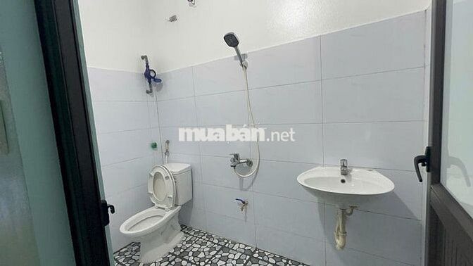 Cho thuê phòng đẹp mới xây tại Đội 2, Thạch Thán, Quốc Oai, Hà Nội