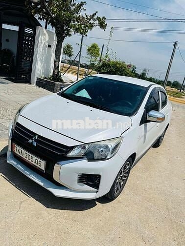 Mitsubishi Attrage 2021 Trắng