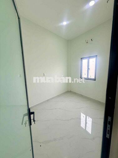 Bán Nhà Gần Chợ Bình Chánh, đường ô tô SHR