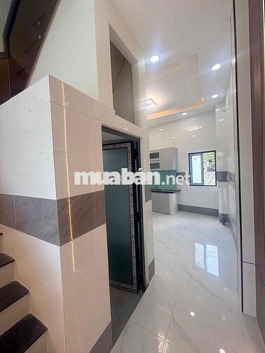 Bán Nhà Gần Chợ Bình Chánh, đường ô tô SHR