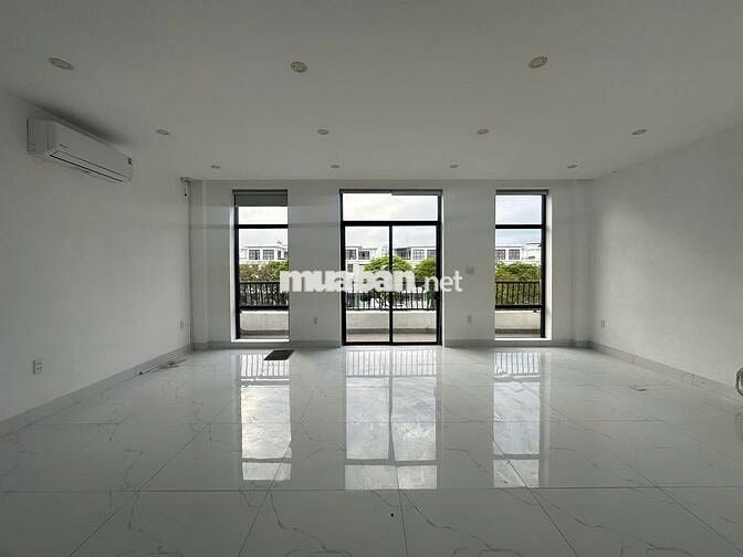 SHOPHOUSE 4 TẦNG MẶT TIỀN NGUYỄN SINH SẮC-ĐÃ CÓ PCCC