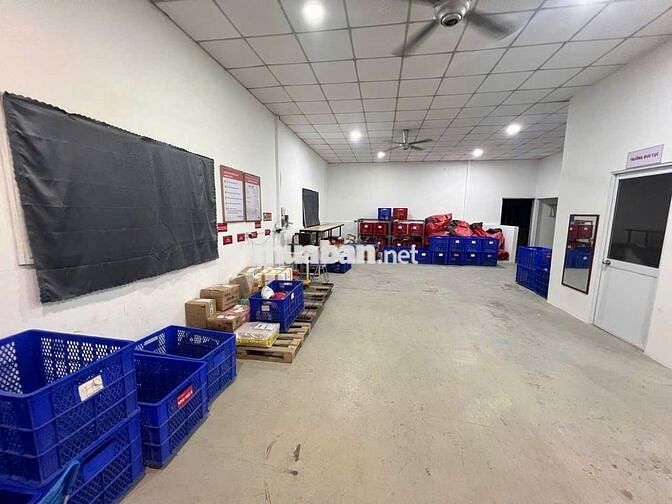 VIETTEL POST LÁI THIÊU TUYỂN NV GIAO HÀNG