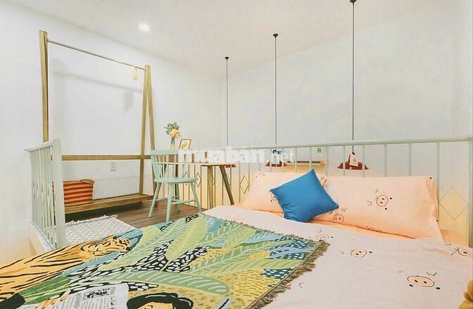 Duplex Gần Ga Sài Gòn- nội thất xinh đẹp-free 2 xe-Trần cao