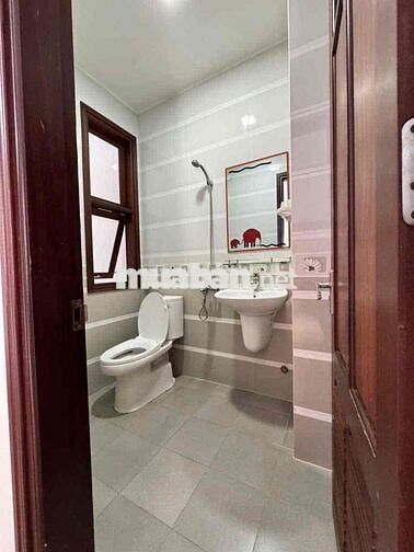 Bán Nhà 3 Mê 3 Tầng Mặt Tiền Hoà An 9 đường 5m5 lề 3m